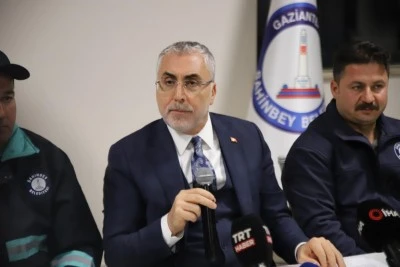 Bakan Işıkhan: &quot;Yıkımın derin izlerini, yerlerine çok daha büyük eserler yaparak telafi edeceğiz&quot;