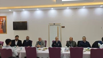 Hafızlık eğitimi gören öğrencilere iftar programı düzenlendi