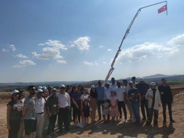 Haydi Bismillah!  Bera Park'ta ilk beton döküldü!