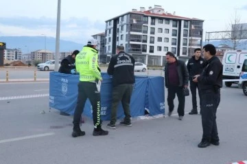 İftar için ekmek alan şahıs otomobilin çarpması sonucu yaşamını yitirdi