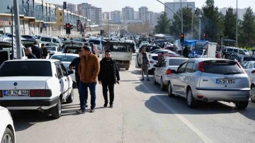 İkinci el otoya bakan çok, alan az