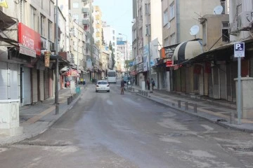 İşyerleri geç açılınca Kilis ölü şehir haline geldi