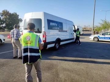 İzinsiz ve yetkisiz yolcu taşımacılığı yapan şoförlere yönelik denetim