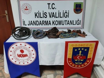 JANDARMA KABLO HIRSIZLARINA SUÇ ÜSTÜ YAPTI