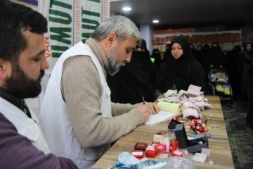 Kadınlar ziynet eşyalarını Gazze’ye bağışladı