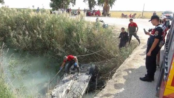 Kanala düşen otomobilin sürücüsü hayatını kaybetti