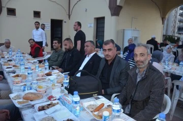 Kayabaş ailesinden, iki bin kişilik iftar programı