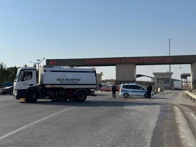 Kilis Belediyesi'nden Öncüpınar'da temizlik çalışması