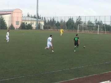 KİLİS BELEDİYESPOR HAZIRLIK MAÇINI GALİP TAMAMLADI