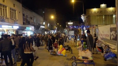 Kilis caddeleri iftar sonrası İstiklal Caddesi'ni aratmıyor