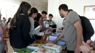 Kilis Kültür ve Turizm Müdürlüğünden öğrencilere test kitabı desteği