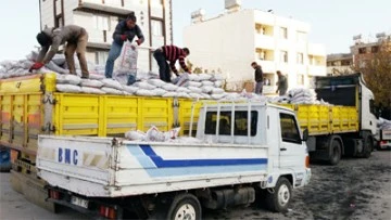 Kilis'te dar gelirli aileler için kömür yardımı kayıtları başladı