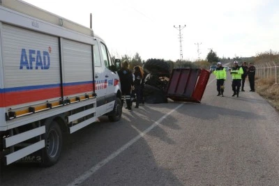 Kilis'te devrilen traktörün sürücüsü öldü!