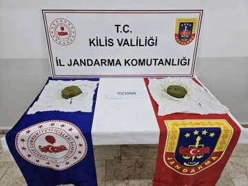 Kilis'te Jandarmanın bir eve yaptığı operasyonda yüklü miktarda esrar yakalandı 