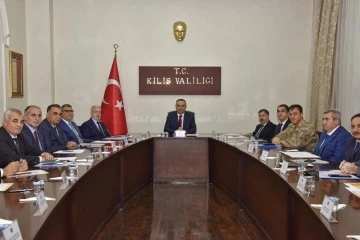 Kilis Valiliğinde Bağımlılıkla mücadelede etkin çözüm için toplantı