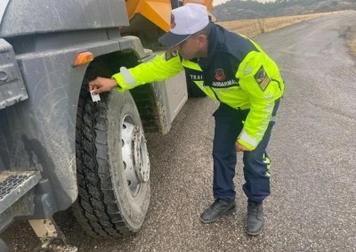 Kış lastiği denetimi yapıldı