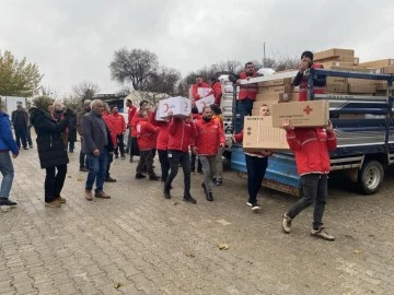 Kızılay`dan depremzedelere kışlık yardımı