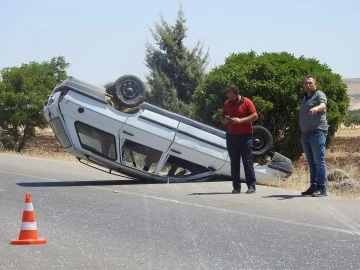 Kontrolden çıkan otomobil devrildi: 2 yaralı