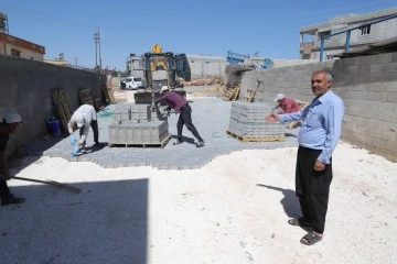 Mahallede kilit taşı olmayan yol kalmayacak