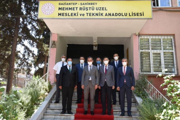 MEB İLE GSO'DAN MÜKEMMELİYET MERKEZLERİ İŞBİRLİĞİ PROTOKOLÜ