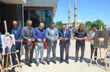 Mehmet Abdi  Bulut Güzel Sanatlar Lisesi Resim Sergisi ve Müzik Dinletisi’ne yoğun ilgi