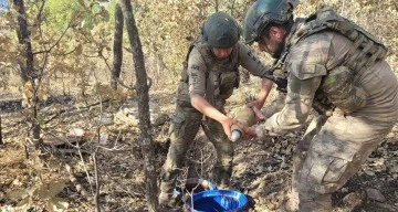 Mehmetçik Irak’ın Kuzeyinde bölücü terör örgütüne ait çok sayıda mühimmat ve silah ele geçirdi