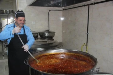 Meslek liselerinden taşımalı eğitime 3 bin kişilik yemek desteği