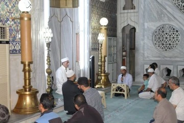 Mevlit Kandili Kilis genelindeki tüm camilerde dualarla idrak edildi