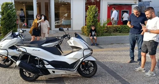 Motosikletleri karıştırıp başka motora binip gitti, polisin araması ile motosikleti geri getirdi