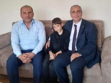 Müftü Şahin, Şehid Üzeyir Bağcı’nın ailesini ziyaret etti