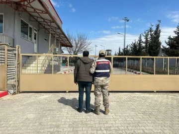 Muhalefet suçundan aranan şahıs Acar Köyünde yakalandı