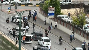  Gaziantep'te trafikte kavga!