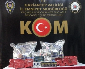 POLİS KAÇAKÇILARA GÖZ AÇTIRMIYOR