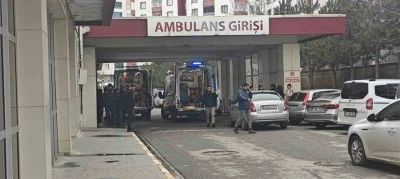 Polis memuru evinde ölü bulundu