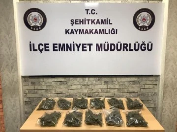 POLİS UYUŞTURUCU SATICISINA GÖZ AÇTIRMIYOR