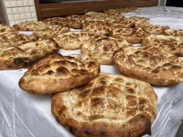 Ramazan pidesi 16 liradan satılacak