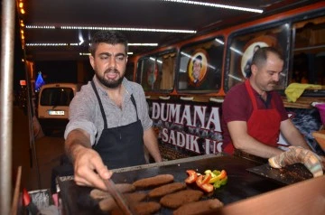 Sadık Rahanlı &quot;Kilisli hemşerilerimize lezzet dağıtıyoruz&quot;