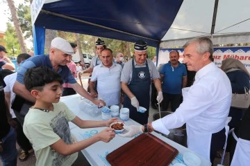 ŞAHİNBEY BELEDİYESİ AŞURE GELENEĞİNİ SÜRDÜRÜYOR