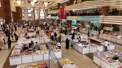 Şahinbey Belediyesinin Kitap Fuarlarını 2 Milyona Yakın Kişi Ziyaret Etti