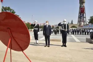 ŞANLI ORDULARIMIZIN MERCİDABIK ZAFERİ VE FIRAT KALKANI HAREKATI TÖRENLE  KUTLANDI