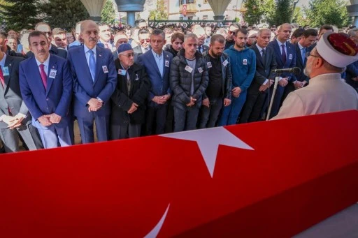 Şehit taksici Murat Aslan son yolculuğuna uğurlandı