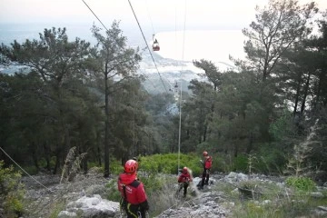 Teleferik kazasında heyecanlı bekleyiş