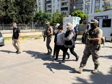 Türkiye'ye geçmek isteyen terörist sınırda yakalandı