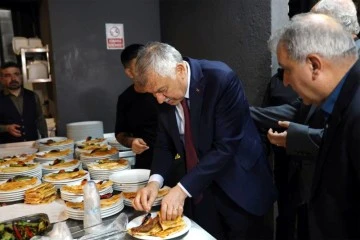 Ücretsiz kebap izdihama yol açtı