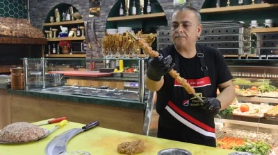 Unutulmaya yüz tutmuş tescilli lezzeti: Simit kebabı [GÖRÜNTÜLÜ HABER]