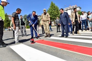 Vali Soytürk : ‘’Kayıplarımızı en aza indirmek ancak trafik kurallarına uymak ile mümkündür’’