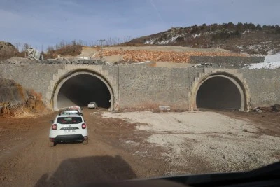 Yılan hikayesine dönen Geminbeli Tüneli bu yıl da tamamlanamadı