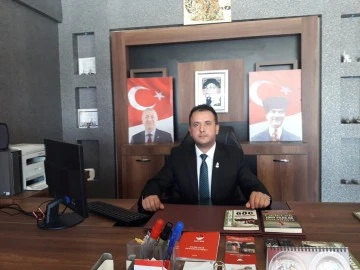 Zafer Partisi İl Başkanı Yağlı, basınla buluştu